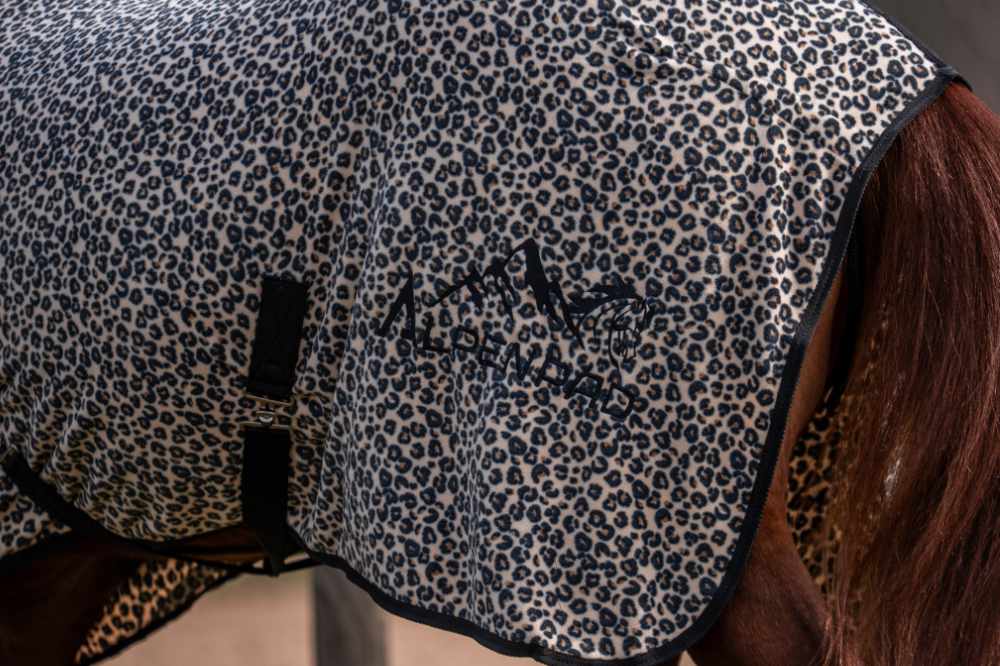 AlpenPad – Fleece Horsecooler / Abschwitzdecke Leo